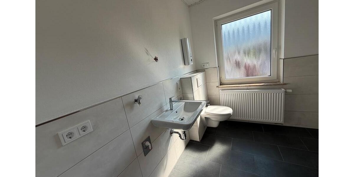 Dachgeschoßwohnung Leiwen - 3 Zimmer, 115 m&sup2;, 950&euro; | Angebot:25809741