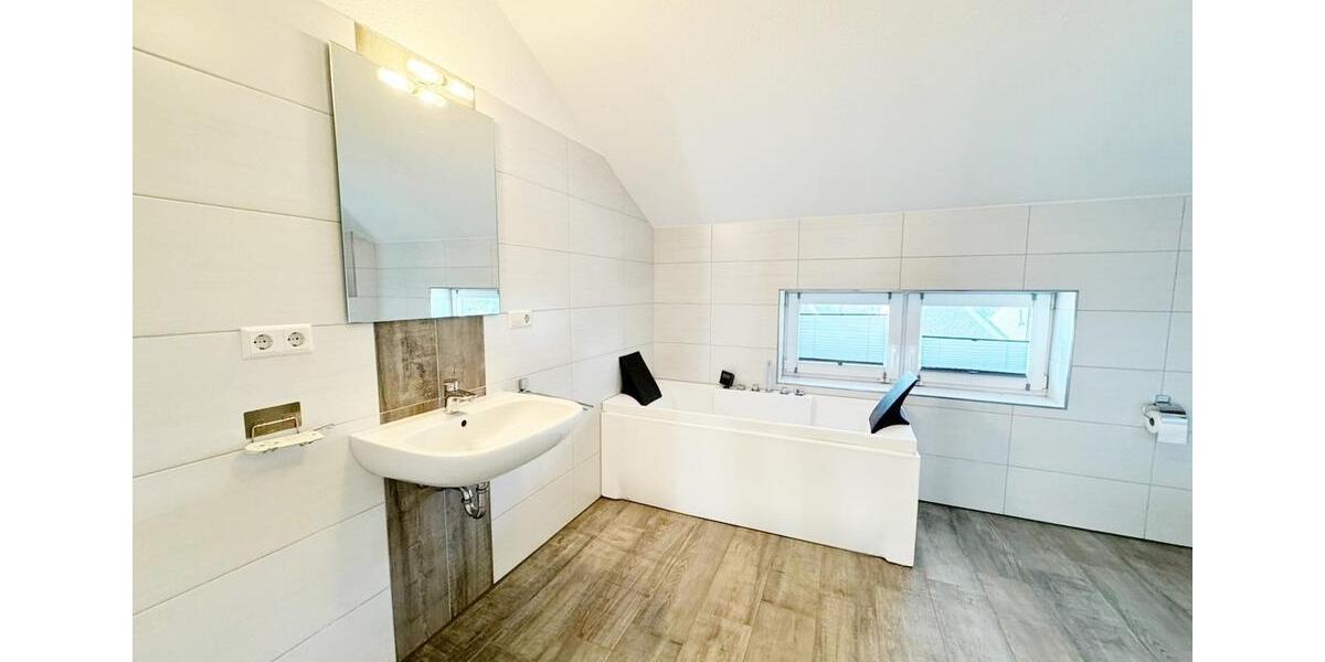 Einfamilienhaus Friesoythe - 2.5 Zimmer, 105 m&sup2;, 870&euro; | Angebot:26441410