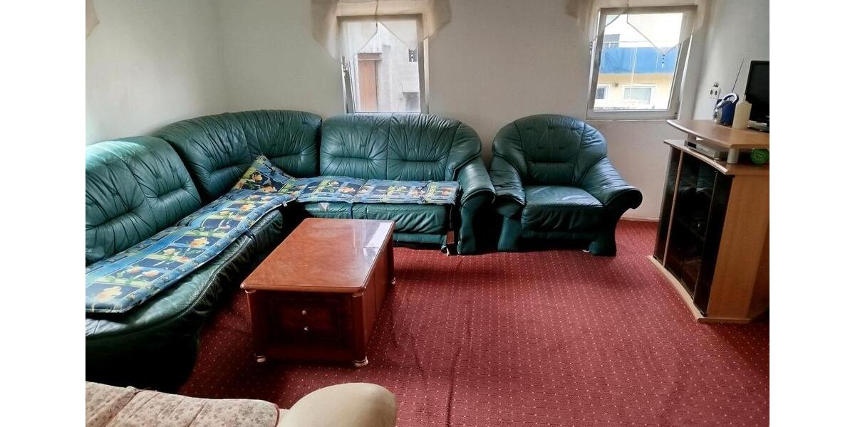 Wohnen auf Zeit Geldersheim - 8 Zimmer, 150 m&sup2;, 350&euro; | Angebot:26303500