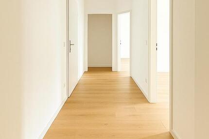 Wohnung Angermünde - 2 Zimmer, 75 m&sup2;, 680&euro; | Angebot:23693243