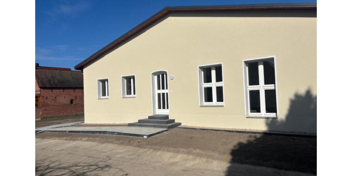 Erdgeschoßwohnung Bad Saarow - 4 Zimmer, 143 m&sup2;, 1.612&euro; | Angebot:25881455