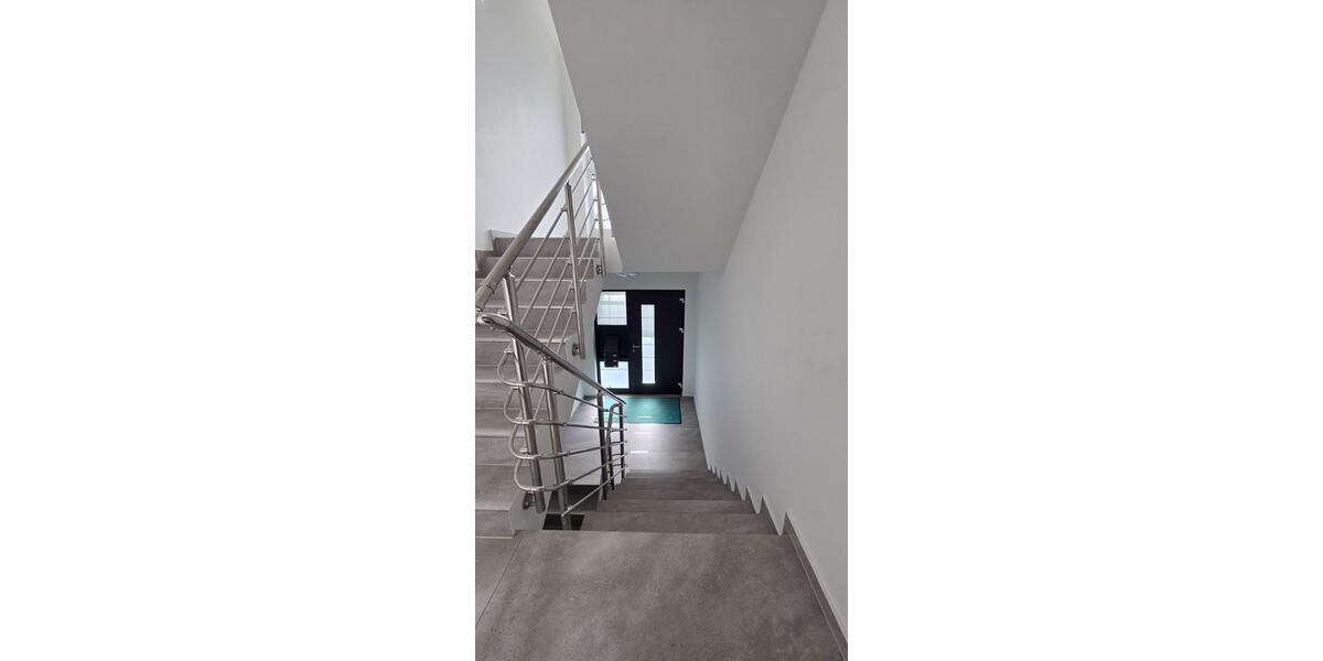 Etagenwohnung Remagen - 3 Zimmer, 88 m&sup2;, 1.250&euro; | Angebot:25368477