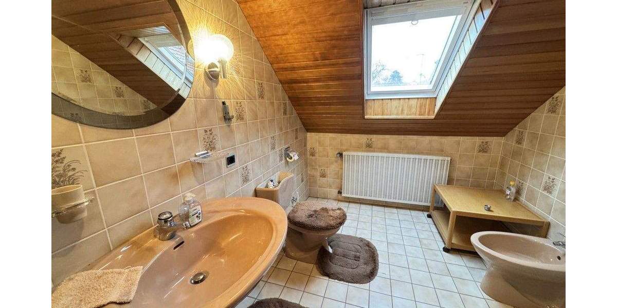 Mehrfamilienhaus, Wohnhaus Göttingen Geismar - 1 Zimmer, 230 m&sup2;, 2.070&euro; | Angebot:24858463