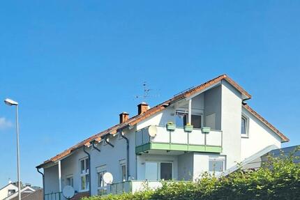 Helle 2-Zimmer-DG-Wohnung mit Balkon in Baunatal 2 zimmer