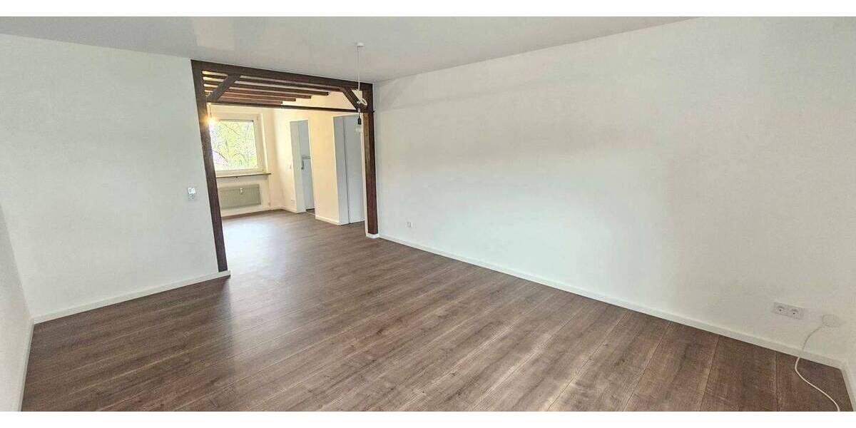 Etagenwohnung Amberg - 3 Zimmer, 80 m&sup2;, 800&euro; | Angebot:26154784