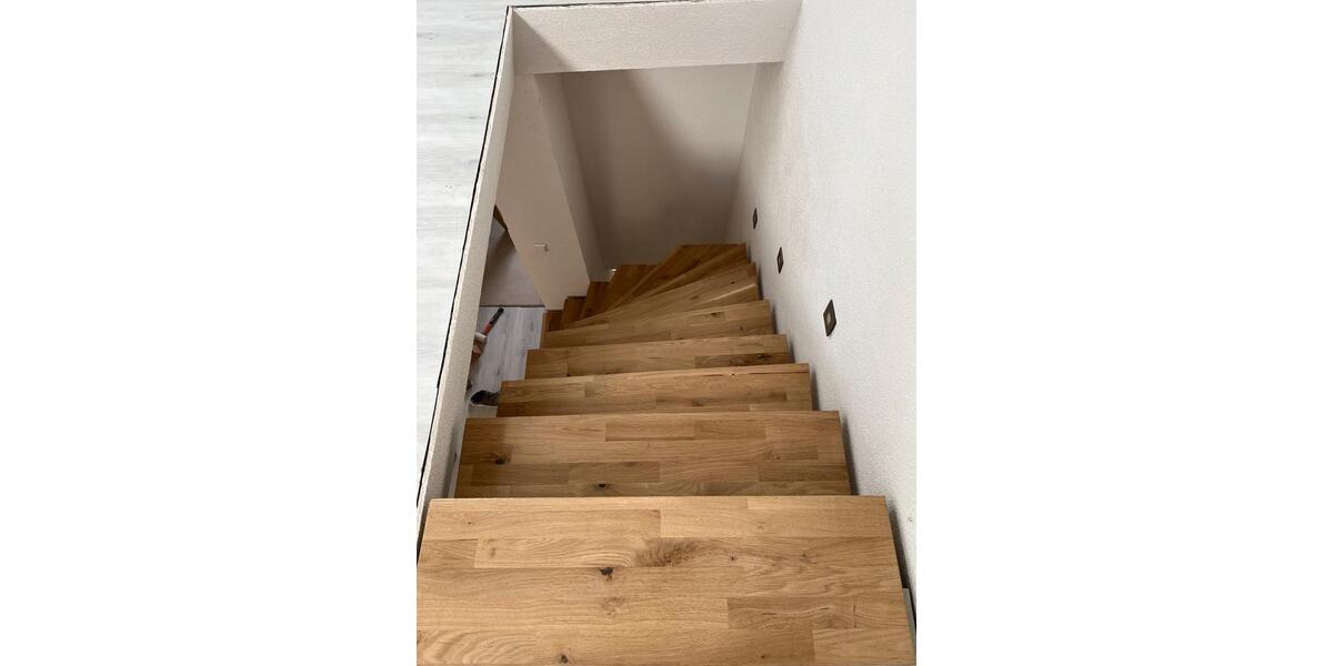 Reihenhaus Tuttlingen - 5 Zimmer, 120 m&sup2;, 1.400&euro; | Angebot:26211753