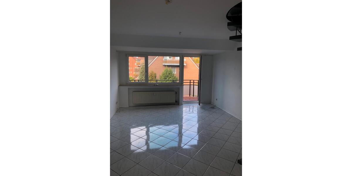 Dachgeschoßwohnung Tönisvorst - 3 Zimmer, 1.400&euro; | Angebot:23202575