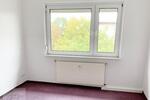 ***3-RAUMWOHUNG MIT EINBAUKÜCHE*** und Tageslichtbad mizt Wanne ab 1025 zu vermieten