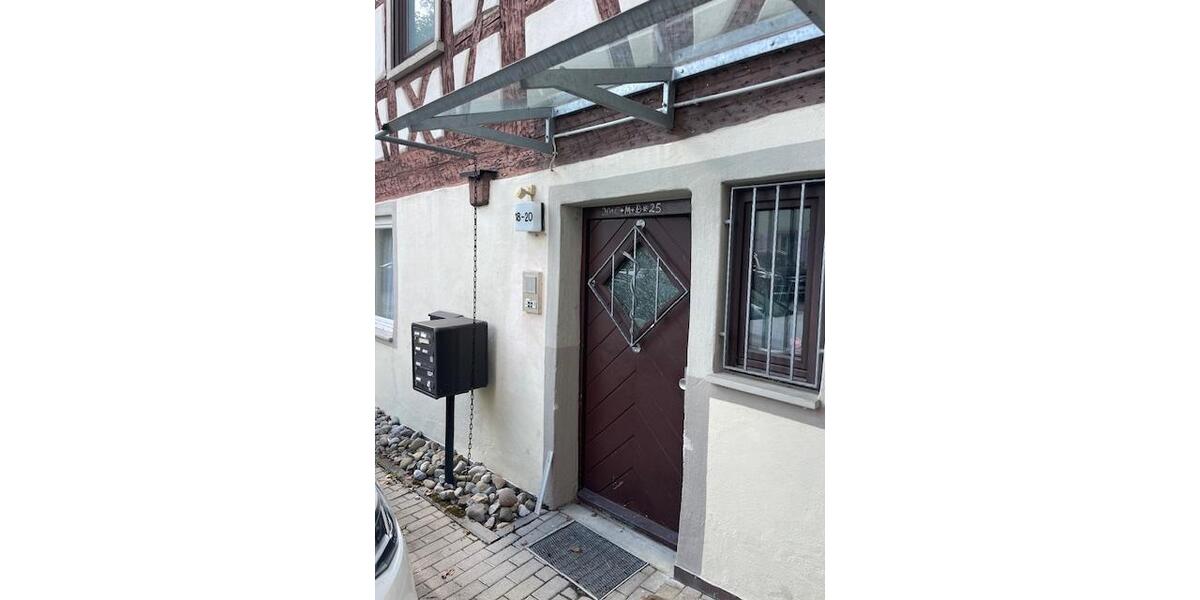 Dachgeschoßwohnung Rottenburg am Neckar - 3 Zimmer, 69 m&sup2;, 690&euro; | Angebot:26580014