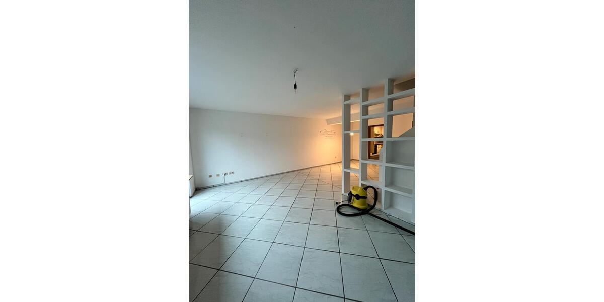 Doppelhaushälfte Köln Mülheim - 4 Zimmer, 114 m&sup2;, 2.000&euro; | Angebot:25396670