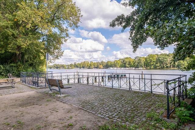 Befristet: Modernes Wohnen mit Stil: Garten, Terrasse & offenes Wohnkonzept vereint