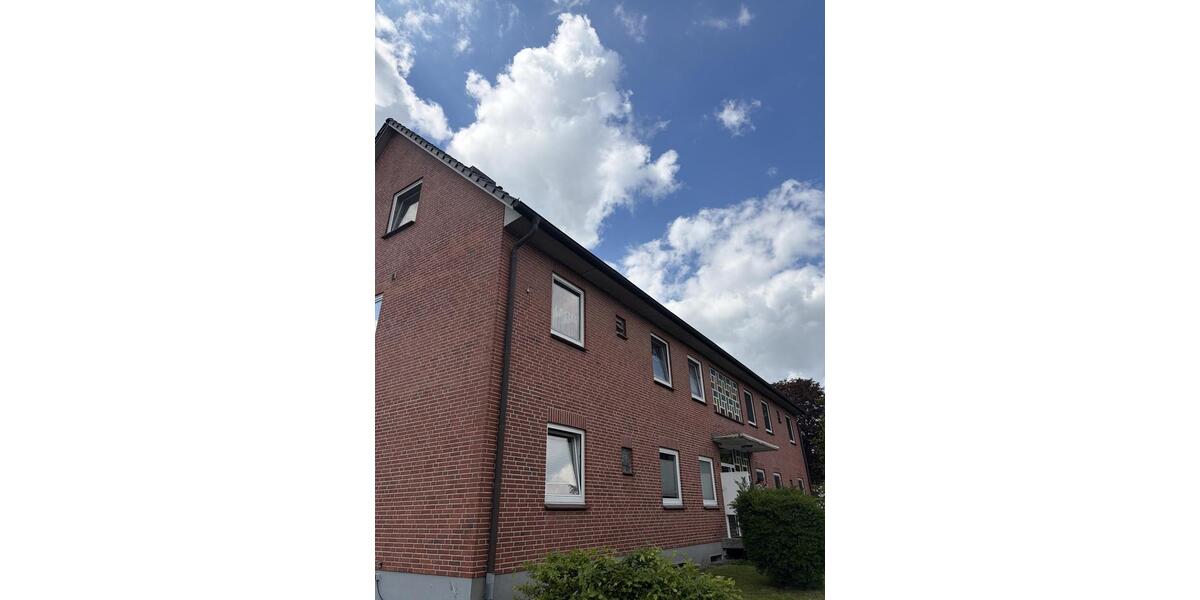 Dachgeschoßwohnung Henstedt-Ulzburg Ulzburg - 4 Zimmer, 60 m&sup2;, 550&euro; | Angebot:26638450