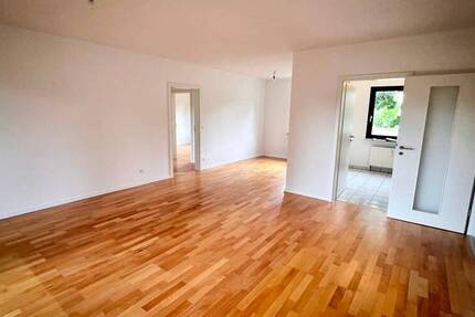 Großzügige 3-Zimmer-Wohnung mit Balkon - modernisiert & sofort bezugsfrei