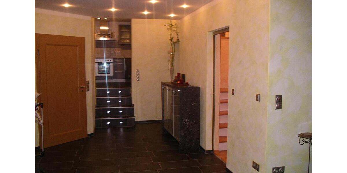 Etagenwohnung Kleinwallstadt - 2.5 Zimmer, 95 m&sup2;, 760&euro; | Angebot:25752152