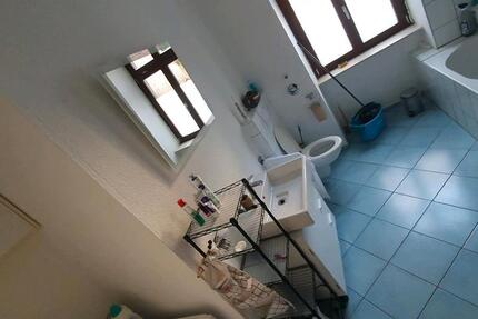 Wohnen auf Zeit Karlsruhe Innenstadt-Ost - 3 Zimmer, 100 m&sup2;, 500&euro; | Angebot:25270608