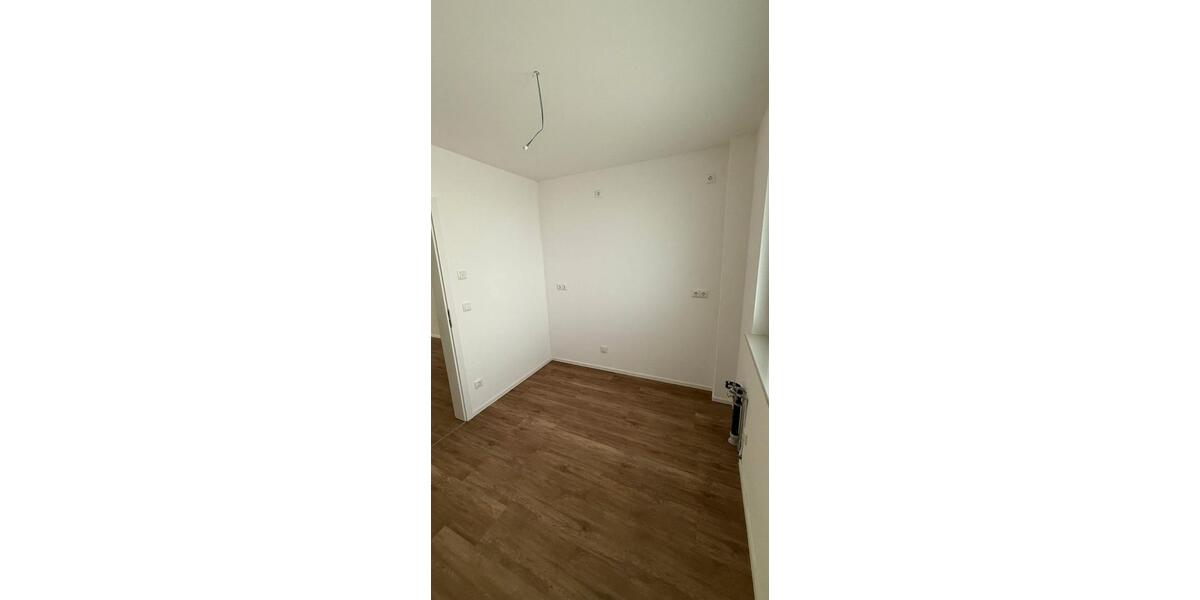 Mehrfamilienhaus, Wohnhaus Amberg - 2 Zimmer, 76 m&sup2;, 834&euro; | Angebot:26251225