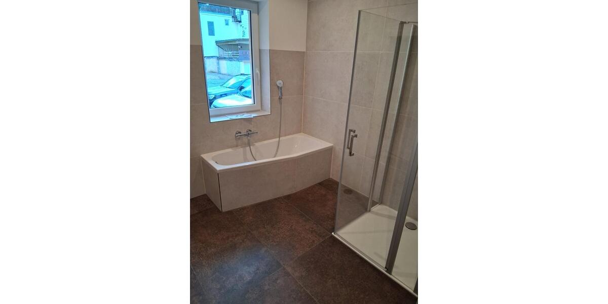 Etagenwohnung Sonneberg - 3 Zimmer, 80 m&sup2;, 650&euro; | Angebot:24979778