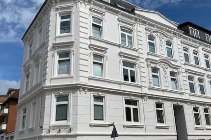 4,0-Zimmer-Wohnung, Friesische Str. 68, 1. OG ! Bitte bewerben Sie sich online !