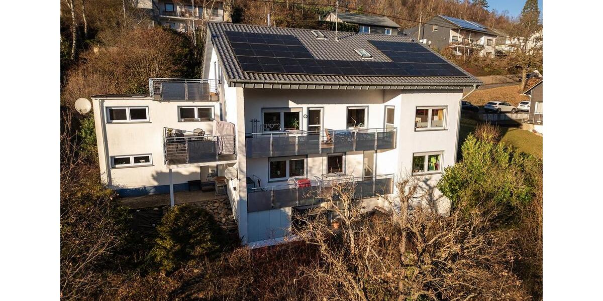 Dachgeschoßwohnung Netphen - 3 Zimmer, 88 m&sup2;, 840&euro; | Angebot:25023201