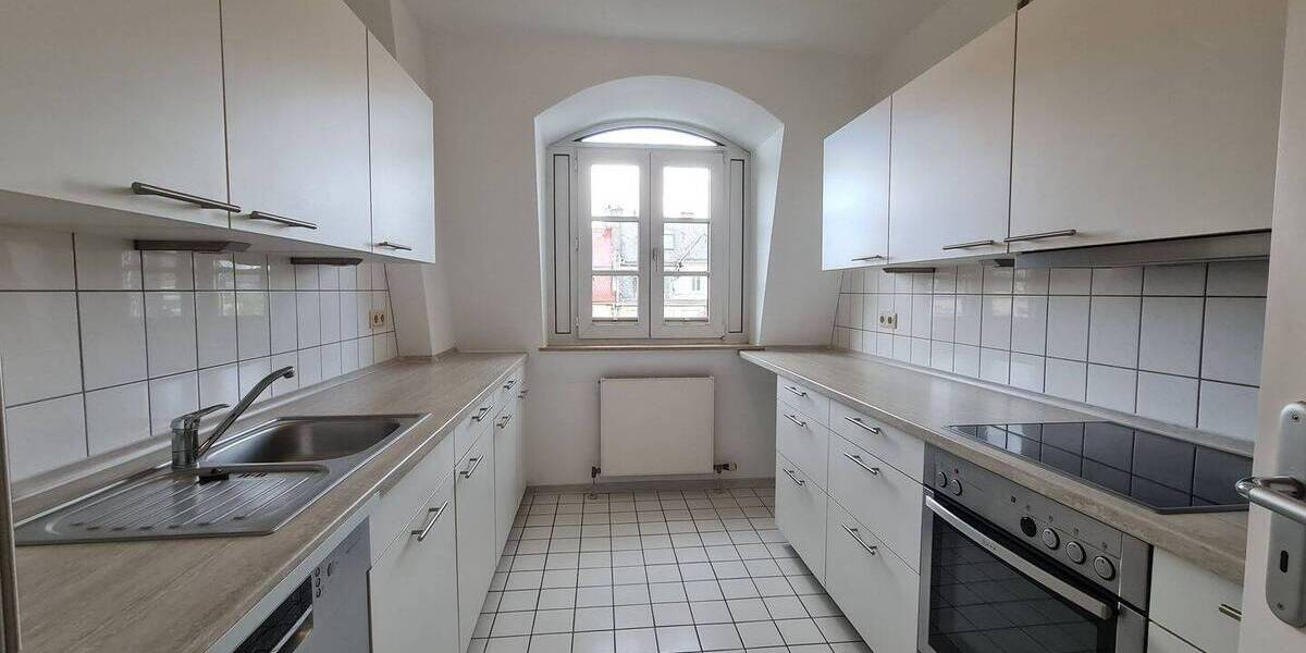 Etagenwohnung Frankfurt am Main Sachsenhausen - 3 Zimmer, 90 m&sup2;, 1.850&euro; | Angebot:26733538