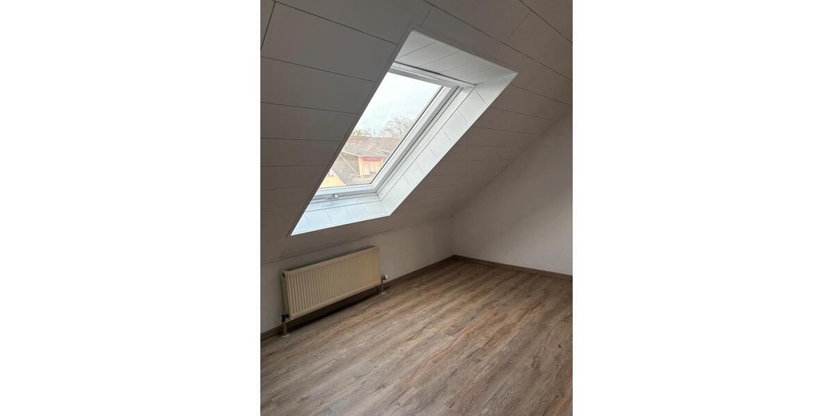 Dachgeschoßwohnung Dornburg - 2 Zimmer, 47 m&sup2;, 500&euro; | Angebot:26221068