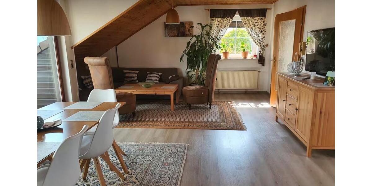 Dachgeschoßwohnung Goslar - 3 Zimmer, 110 m&sup2;, 1.050&euro; | Angebot:25991345