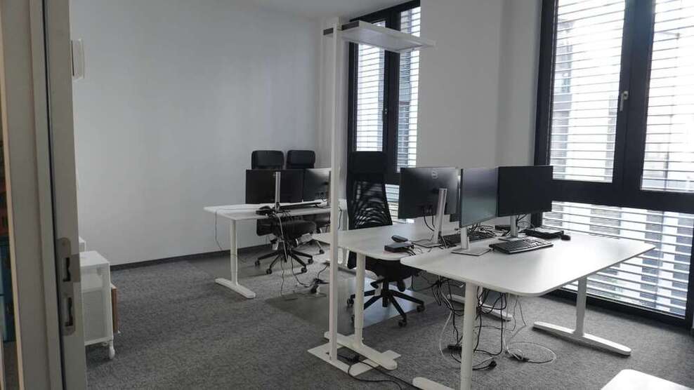 Büro in Berlin 7.034 € 307 m²