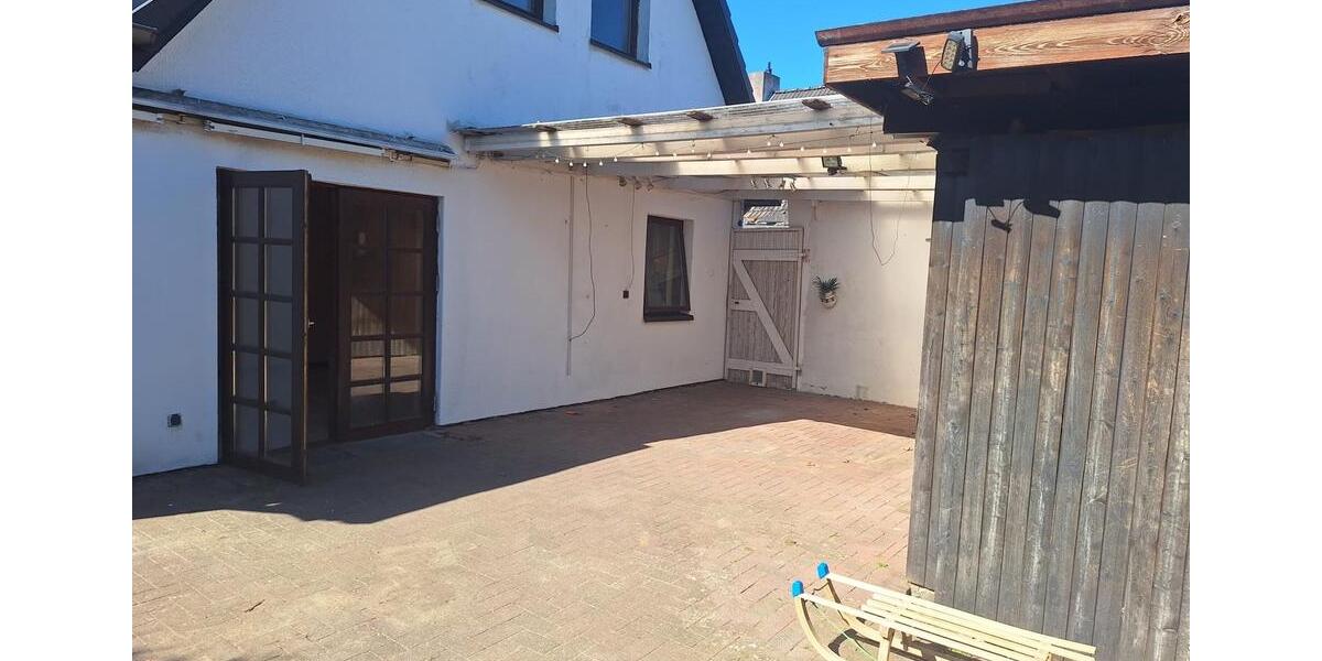 Doppelhaushälfte Lübeck Kücknitz - 3 Zimmer, 110 m&sup2;, 1.500&euro; | Angebot:26561538