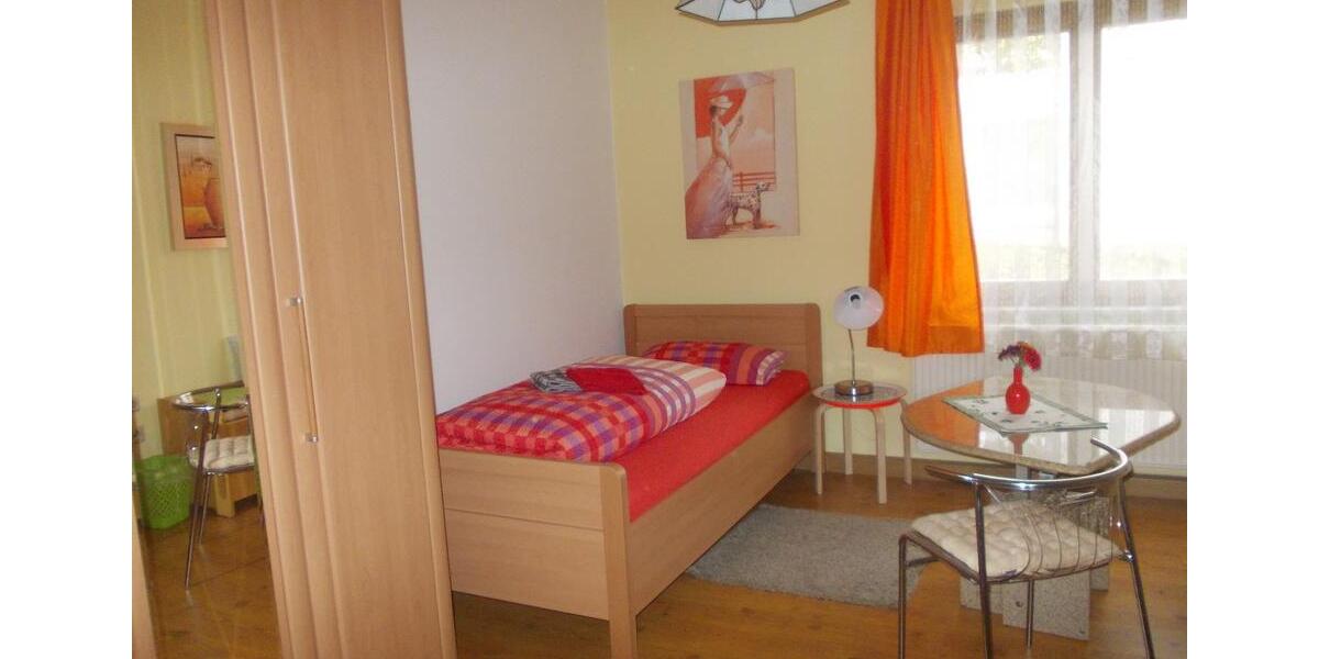Wohnen auf Zeit Meiningen - 1 Zimmer, 25 m&sup2;, 45&euro; | Angebot:26644302