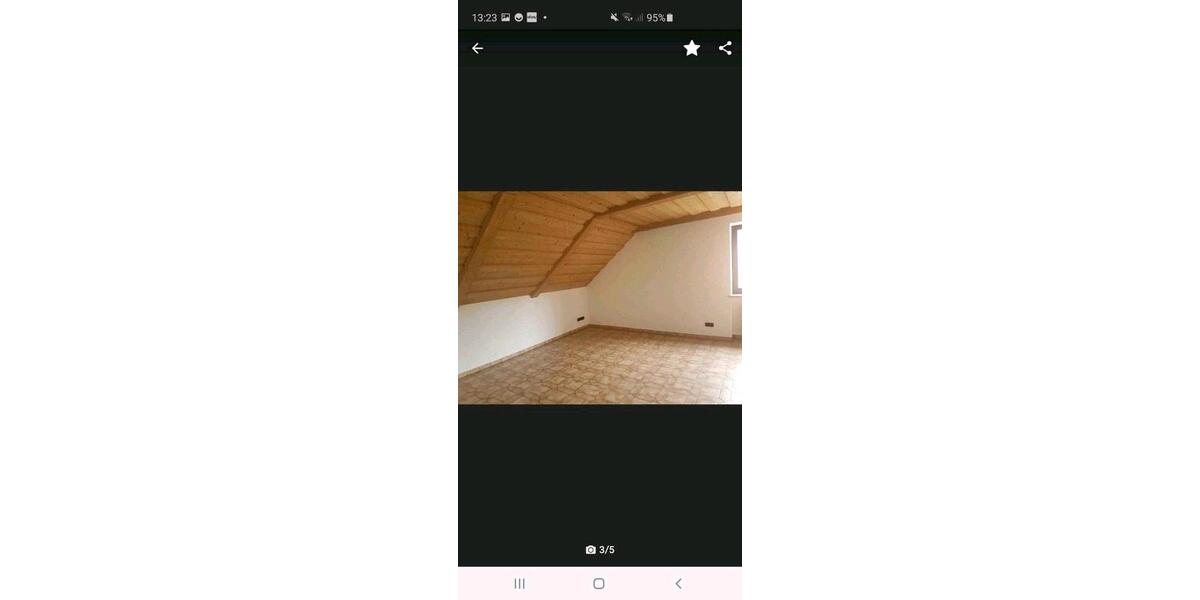 Dachgeschoßwohnung Schnaittenbach - 4 Zimmer, 130 m&sup2;, 1.050&euro; | Angebot:26223709