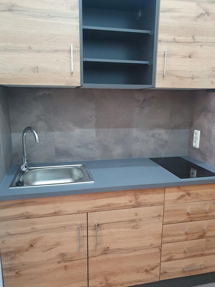 2 Zimmer Wohnung mit Küche zimmer