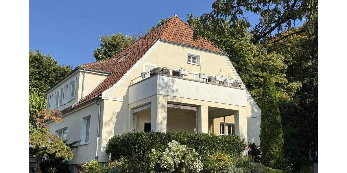 Sonnendurchflutete 6 - Zimmerwohnung mit Terrasse im oberen Ostviertel von Göttingen 6 zimmer