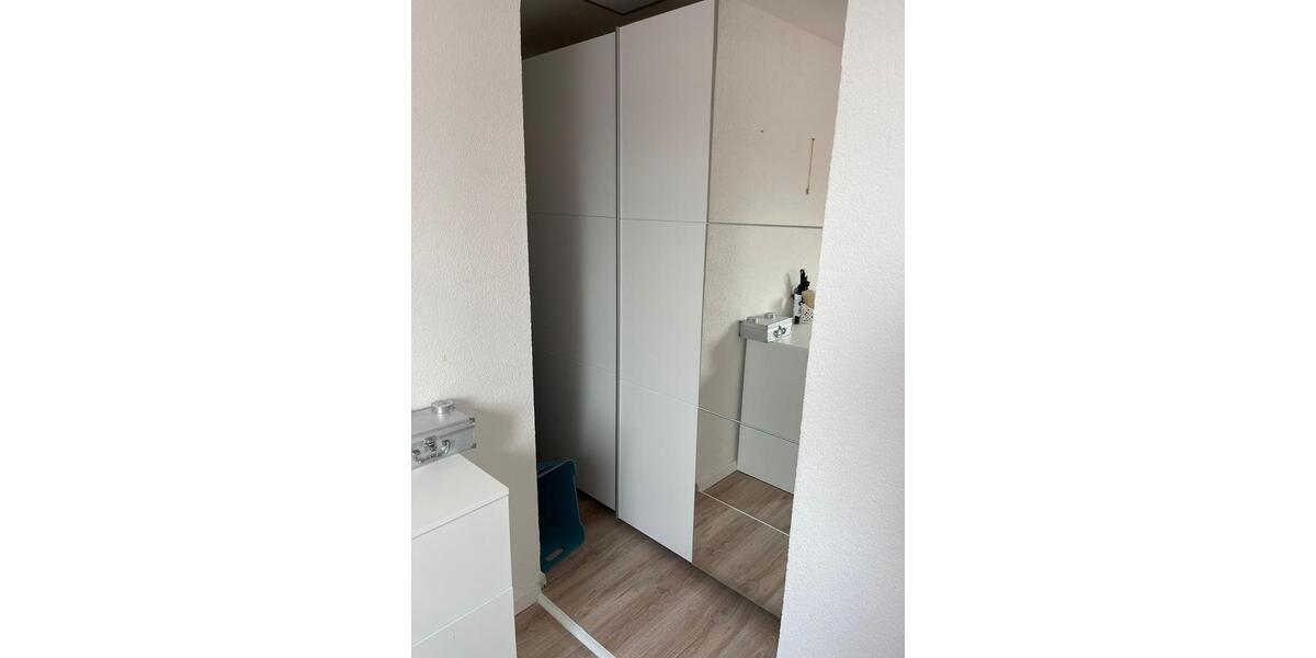 Dachgeschoßwohnung Böblingen Dagersheim - 3 Zimmer, 72 m&sup2;, 1.225&euro; | Angebot:25979030
