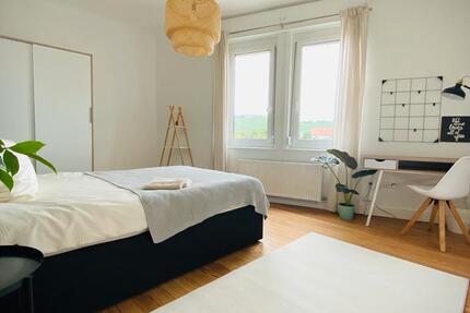 Wohnen auf Zeit Stuttgart Luginsland - 17 Zimmer, 79 m&sup2;, 550&euro; | Angebot:26276647