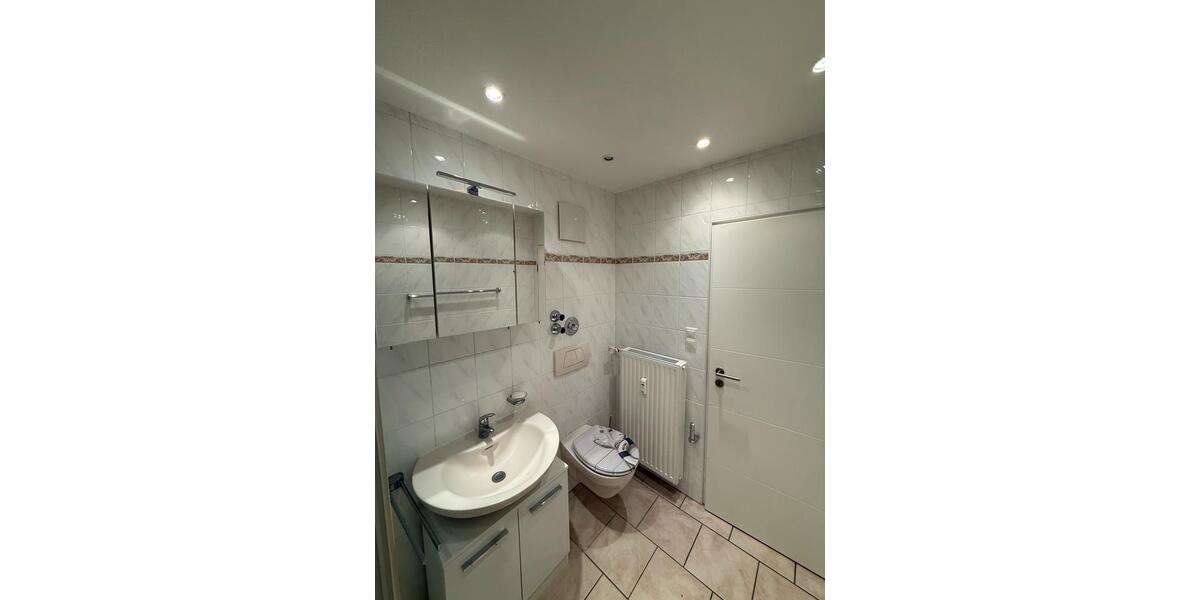 Etagenwohnung Tönisvorst - 3 Zimmer, 80 m&sup2;, 900&euro; | Angebot:24717281