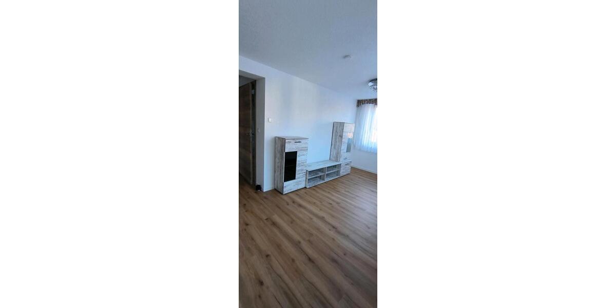 Erdgeschoßwohnung Stadtroda - 2 Zimmer, 69 m&sup2;, 459&euro; | Angebot:24826873