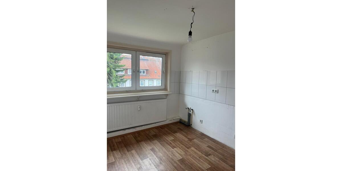 Dachgeschoßwohnung Salzgitter - 2 Zimmer, 61 m&sup2;, 358&euro; | Angebot:25499937