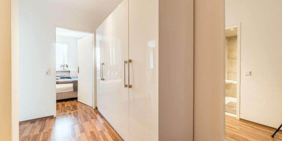 Etagenwohnung Frankfurt am Main Westend-Süd - 2 Zimmer, 48 m&sup2;, 1.920&euro; | Angebot:25107313