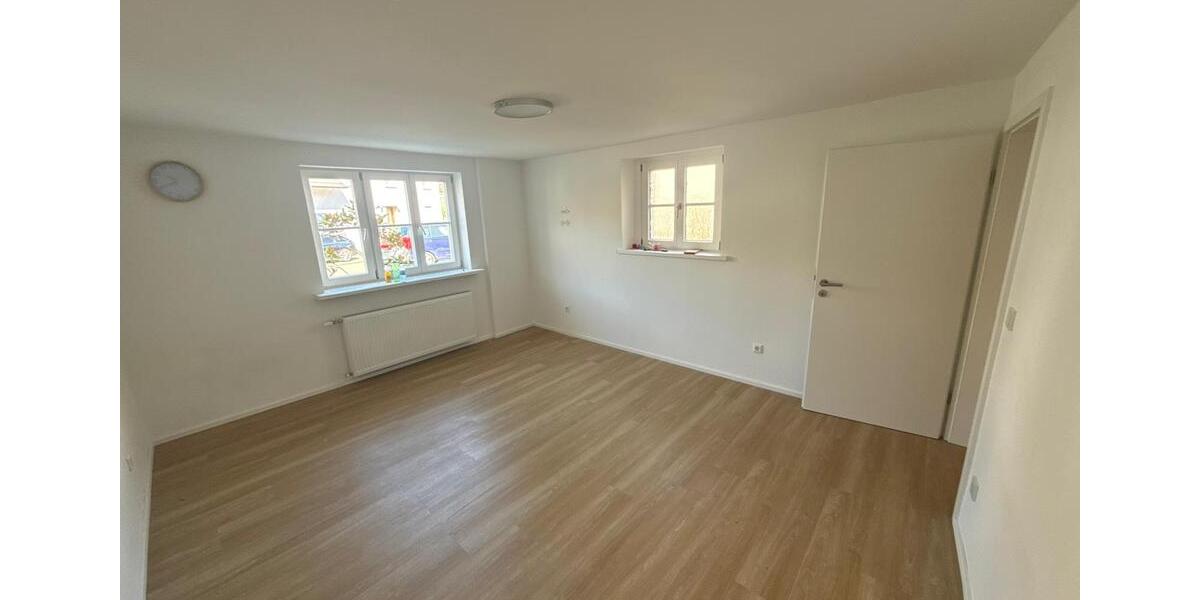 Erdgeschoßwohnung Engen - 2 Zimmer, 47 m&sup2;, 950&euro; | Angebot:26237149