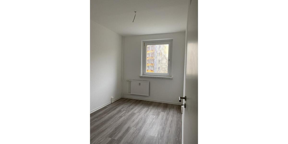 Etagenwohnung Wolmirstedt - 3 Zimmer, 57 m&sup2;, 341&euro; | Angebot:25803632