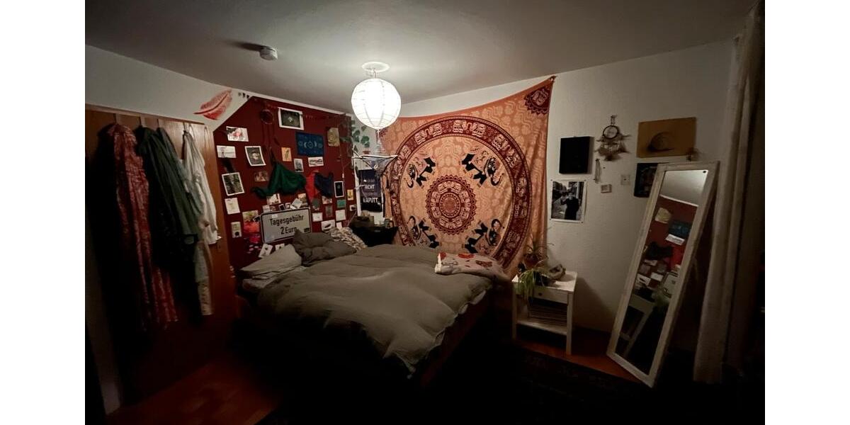 WG-Zimmer in zentraler Lage 3 zimmer