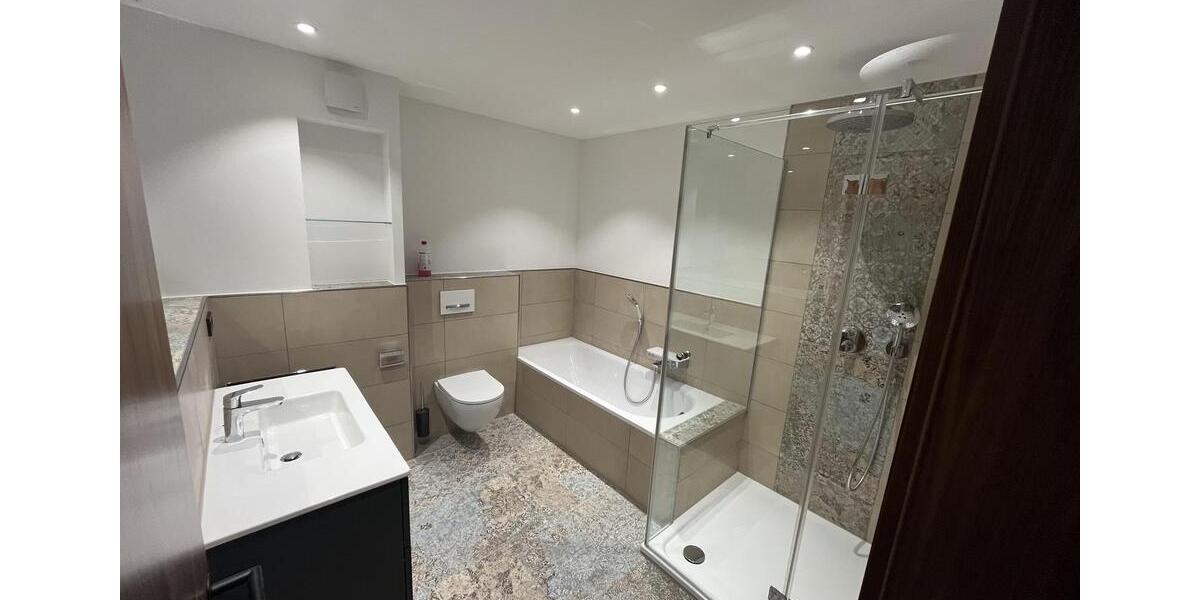 Etagenwohnung Mannheim Sandhofen - 3 Zimmer, 115 m&sup2;, 1.550&euro; | Angebot:25648716