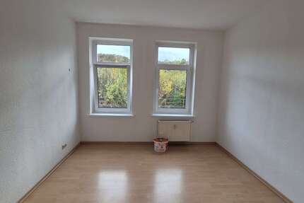 Wohnung Eisenach Fischbach - 3 Zimmer, 65 m&sup2;, 370&euro; | Angebot:26501878