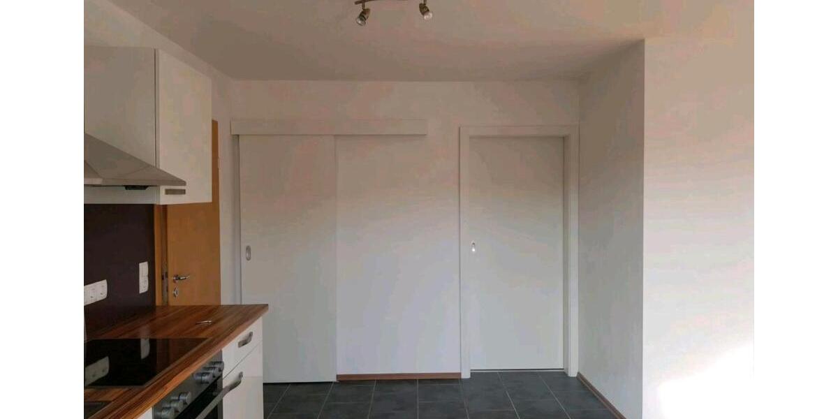Dachgeschoßwohnung Wadern - 2 Zimmer, 90 m&sup2;, 650&euro; | Angebot:26223387