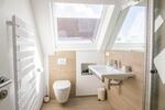 reserviert - Renovierte Dachgeschosswohnung zimmer