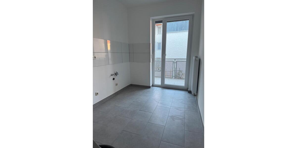 Kernsanierte 2-Zimmer-Wohnung mit Balkon in Wolfenbüttel 2 zimmer