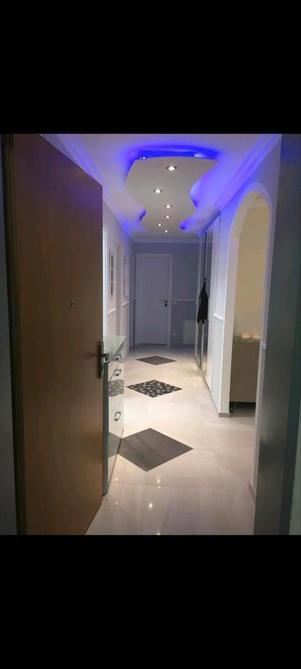 Vermietung einer modernen 4 Zimmer Wohnung in Dortelweil West zimmer