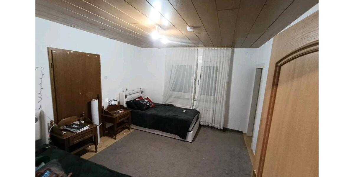 Etagenwohnung Hille - 3.5 Zimmer, 110 m&sup2;, 700&euro; | Angebot:26626001
