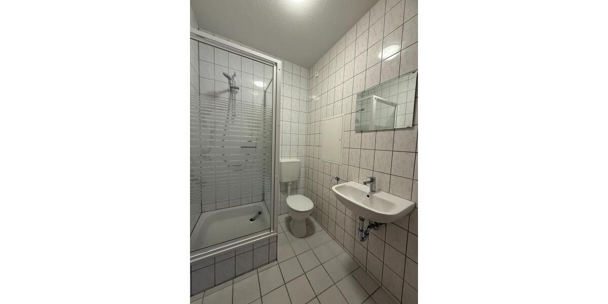 Etagenwohnung Suhl - 1 Zimmer, 25 m&sup2;, 210&euro; | Angebot:23184090