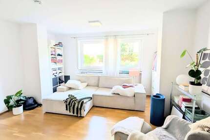 Wohnung zum Mieten in Stuttgart 832 € 51 m²